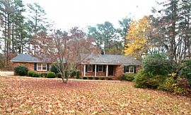 304 Julia Dr, Lincolnton, Nc 28092 3 Beds 2 Baths 1,698 Sqft in Lincolnton, NC