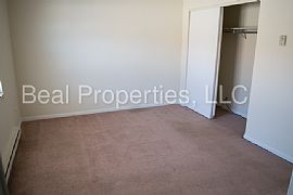 Single Family Home For Rent in Independence, MO (Photo 7 of 8)