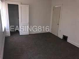 Single Family Home For Rent in Independence, MO (Photo 5 of 7)