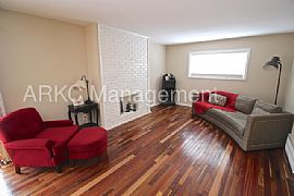 Single Family Home For Rent in Kansas City, MO (Photo 4 of 6)