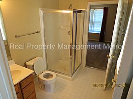 Single Family Home For Rent in Kansas City, MO (Photo 7 of 7)