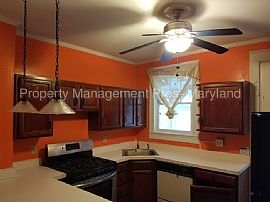 Single Family Home For Rent in Columbia, MD