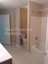 Single Family Home For Rent in Baltimore, MD (Photo 5 of 6)