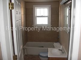 Single Family Home For Rent in Perry Hall, MD (Photo 5 of 5)