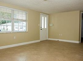 9040 Hermitage Ln, Port R Rent 500 Deposit 500 Total 1000 in Port Richey, FL (Photo 5 of 7)
