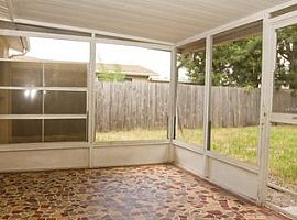 9040 Hermitage Ln, Port R Rent 500 Deposit 500 Total 1000 in Port Richey, FL (Photo 6 of 7)