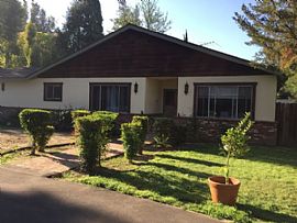 4 Beds 2 Baths in Woodland Hills, Ca in Woodland Hills, CA