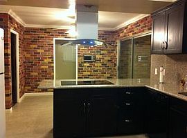 4 Beds 2 Baths in Woodland Hills, Ca in Woodland Hills, CA (Photo 3 of 8)