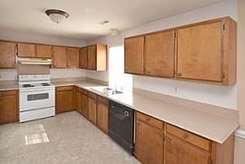  7323 Ginger Spice Ln, Charlotte, Nc 28227 3 Beds 2 Baths 1,436 in Charlotte, NC (Photo 2 of 5)