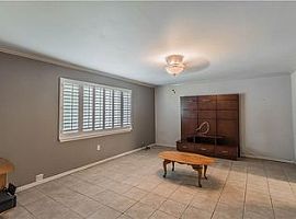 317 Ridgemont Dr, El Paso Rent 650 Deposit 650 Total 1300 in El Paso, TX (Photo 3 of 6)