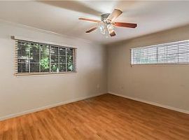 317 Ridgemont Dr, El Paso Rent 650 Deposit 650 Total 1300 in El Paso, TX (Photo 4 of 6)