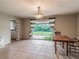 317 Ridgemont Dr, El Paso Rent 650 Deposit 650 Total 1300 in El Paso, TX (Photo 5 of 6)