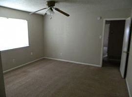 403 Manning Dr, Copperas  Rent 500 Deposit 500 Total 1000 in Copperas Cove, TX (Photo 5 of 6)