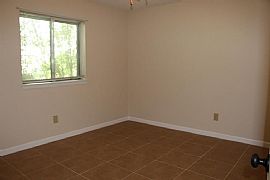 Beautiful 3 Bedroom Home in 18007 Brooknoll Dr, Houston, Tx   in Houston, TX (Photo 2 of 9)