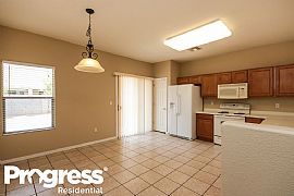 Single Family Home in Sahuarita, AZ (Photo 3 of 7)