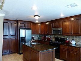 Lovely 3 Bedroom Home 3802 Osage St, in Houston, TX (Photo 4 of 10)