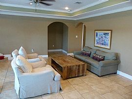 Lovely 3 Bedroom Home 3802 Osage St, in Houston, TX (Photo 6 of 10)