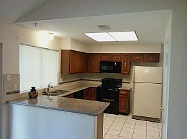 Lovely Three Bedroom Home in 15454 Runswick Dr, Houston in Houston, TX (Photo 6 of 12)