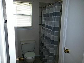 Lovely Three Bedroom Home in 15454 Runswick Dr, Houston in Houston, TX (Photo 9 of 12)