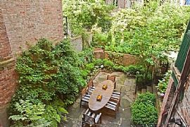  2bed/2bath with Soaring Lofted Ceilings in The Heart of Soho in Manhattan, NY