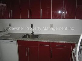 Single Family Home For Rent in North College Park, MD (Photo 5 of 10)