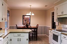 2705 Sunset Dr, Hattiesburg, Ms in Hattiesburg, MS (Photo 5 of 12)