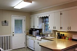 2705 Sunset Dr, Hattiesburg, Ms in Hattiesburg, MS (Photo 6 of 12)