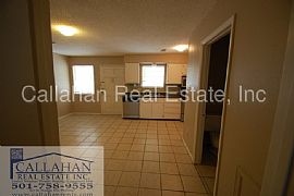 Single Family Home For Rent in Little Rock, AR (Photo 7 of 8)