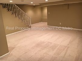 Single Family Home For Rent in Washington, DC (Photo 10 of 10)