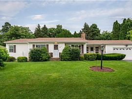 Cute 3 Bedroom Home Just For You in Johnston, RI