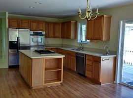 Elegant 4 Bedroom Home with Back Pond in Honey Brook, PA (Photo 2 of 11)