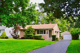 Lovely 2 Bedroom Home in 2462 Cranford Rd, Columbus, Oh in Columbus, OH