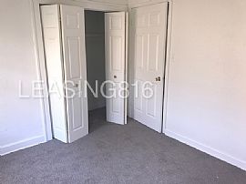 Single Family Home For Rent in Kansas City, MO (Photo 4 of 6)