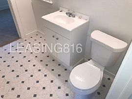 Single Family Home For Rent in Kansas City, MO (Photo 5 of 6)