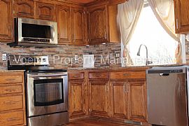 Single Family Home For Rent in Liberty, MO (Photo 3 of 6)