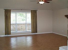 3 Beds 2.5 Baths in Austin, Tx in Austin, TX (Photo 7 of 10)