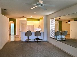 2 Bed 2 Barth in Jensen Beach, FL (Photo 3 of 9)