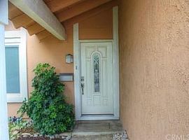 3 Beds 2 Baths in Irvine in Irvine, CA (Photo 4 of 10)