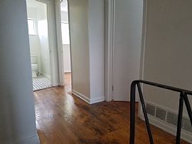 3 Bed 1 Bath in New Castle, DE (Photo 5 of 9)