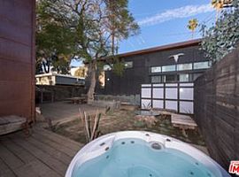 3 Beds 2.5 Baths in Venice in Venice, CA (Photo 2 of 12)