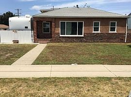 2 Beds 1 Bath in Torrance in Torrance, CA (Photo 2 of 7)