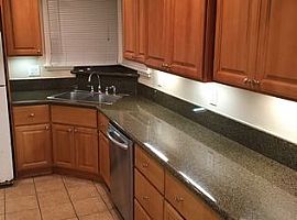 2 Beds 1 Bath in Torrance in Torrance, CA (Photo 4 of 7)