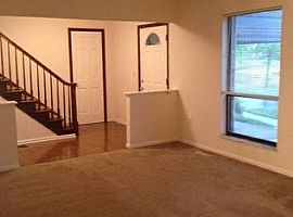 Elegant 4 Bedroom Home Available in Westerville, OH (Photo 6 of 8)