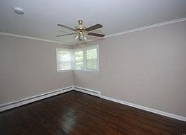Elegant 3 Bedded Apartment Close to Highway in White Plains, NY (Photo 5 of 11)