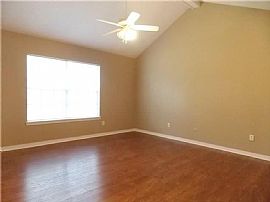 Lovely 3 Bedroom Home in 122 Kingston Dr, Slidell, La in Slidell, LA (Photo 3 of 12)