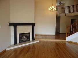 3 Bedroom Home with Wonderful View in Reno, NV (Photo 5 of 12)