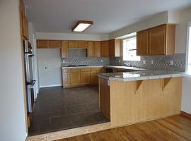 3 Bedroom Home with Wonderful View in Reno, NV (Photo 6 of 12)