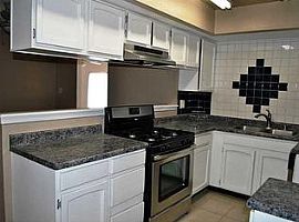 4 Bedroom Jewel Nestled in The Desert in Santa Teresa, NM (Photo 4 of 11)