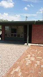 2 Bed, 1 B in Tucson, AZ