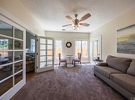  722 Alvarado St, Redlands, Ca 92373 4 Beds 2 Baths 1,800 Sqft in Redlands, CA (Photo 5 of 10)